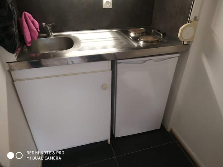 Joli Studio Proche Disneyland Et Paris + Parking - Bussy-Saint-Georges