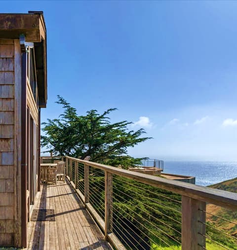 NorthernLights-FUN, Magical Coastal Home! HtTb/Pup