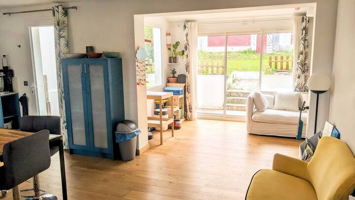 Maison Traditionnelle Basque Rénovée De 90 M² - Ciboure