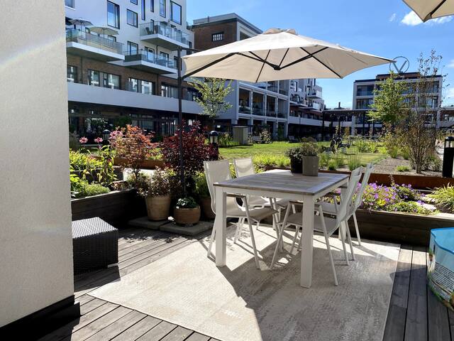 Familieidyll på vakre Vinslottet gallery image 3