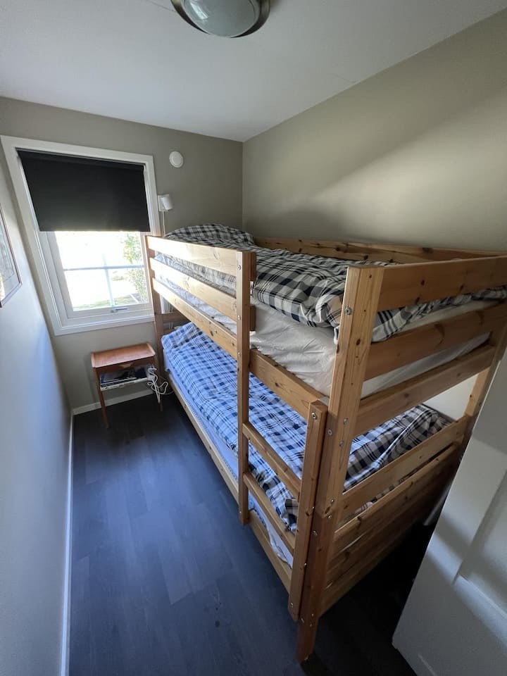 غرفة النوم 2