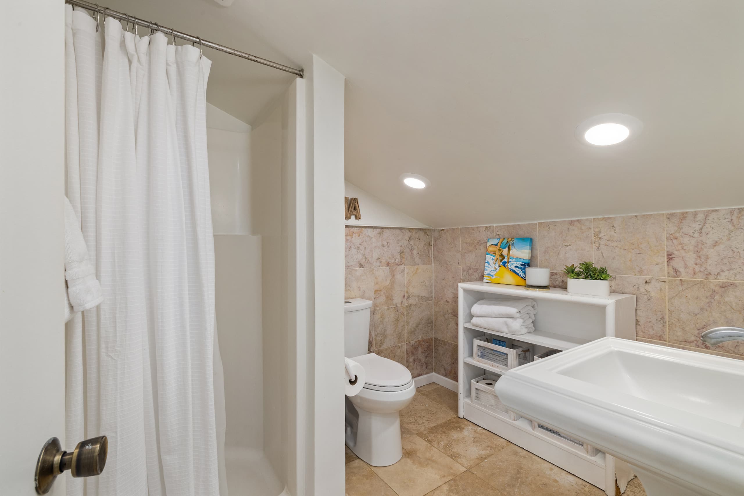 Condo in Kahuku · ★4.85 · 1 bedroom · 1 bed · 2 private baths - Image 18