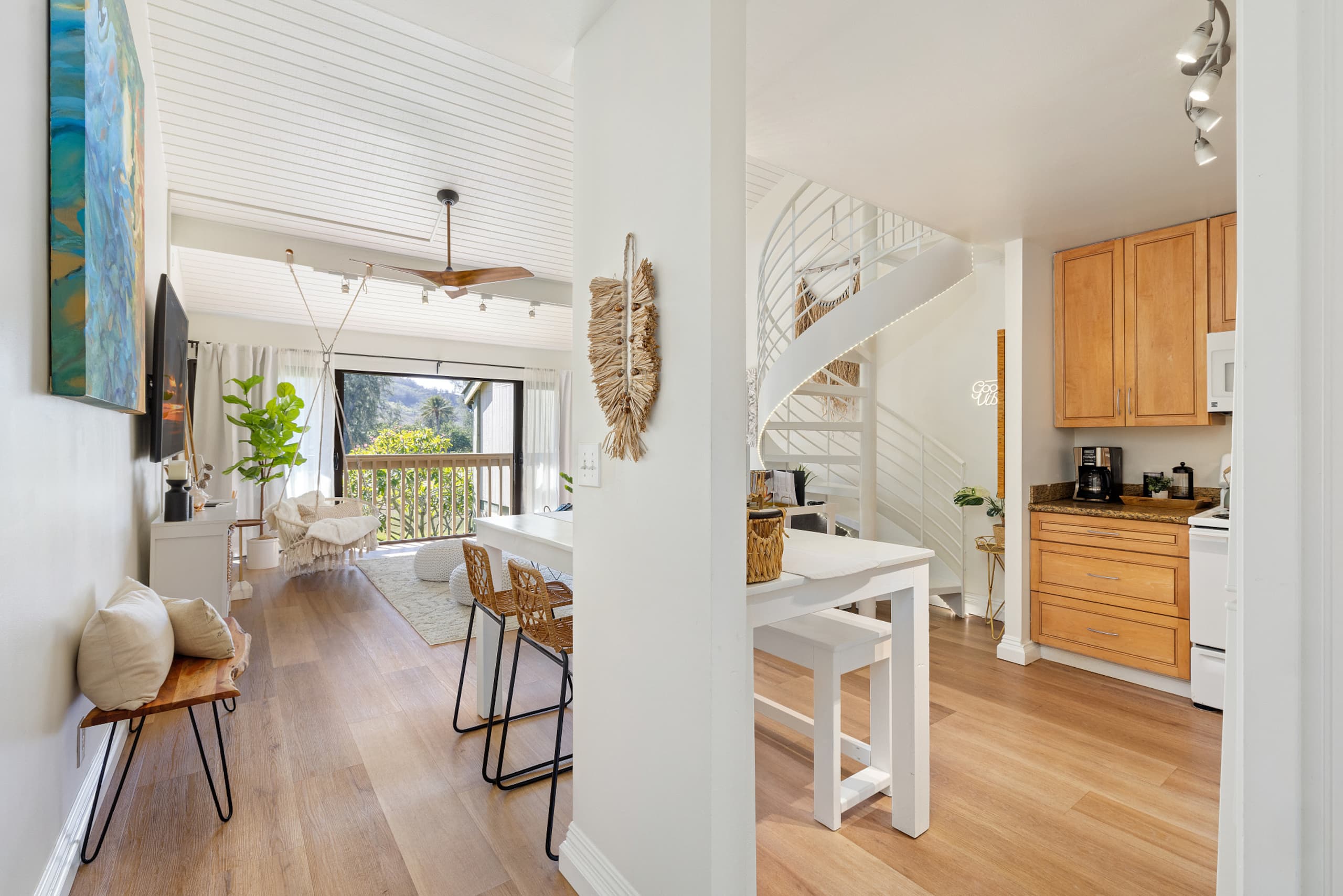 Condo in Kahuku · ★4.85 · 1 bedroom · 1 bed · 2 private baths - Image 9
