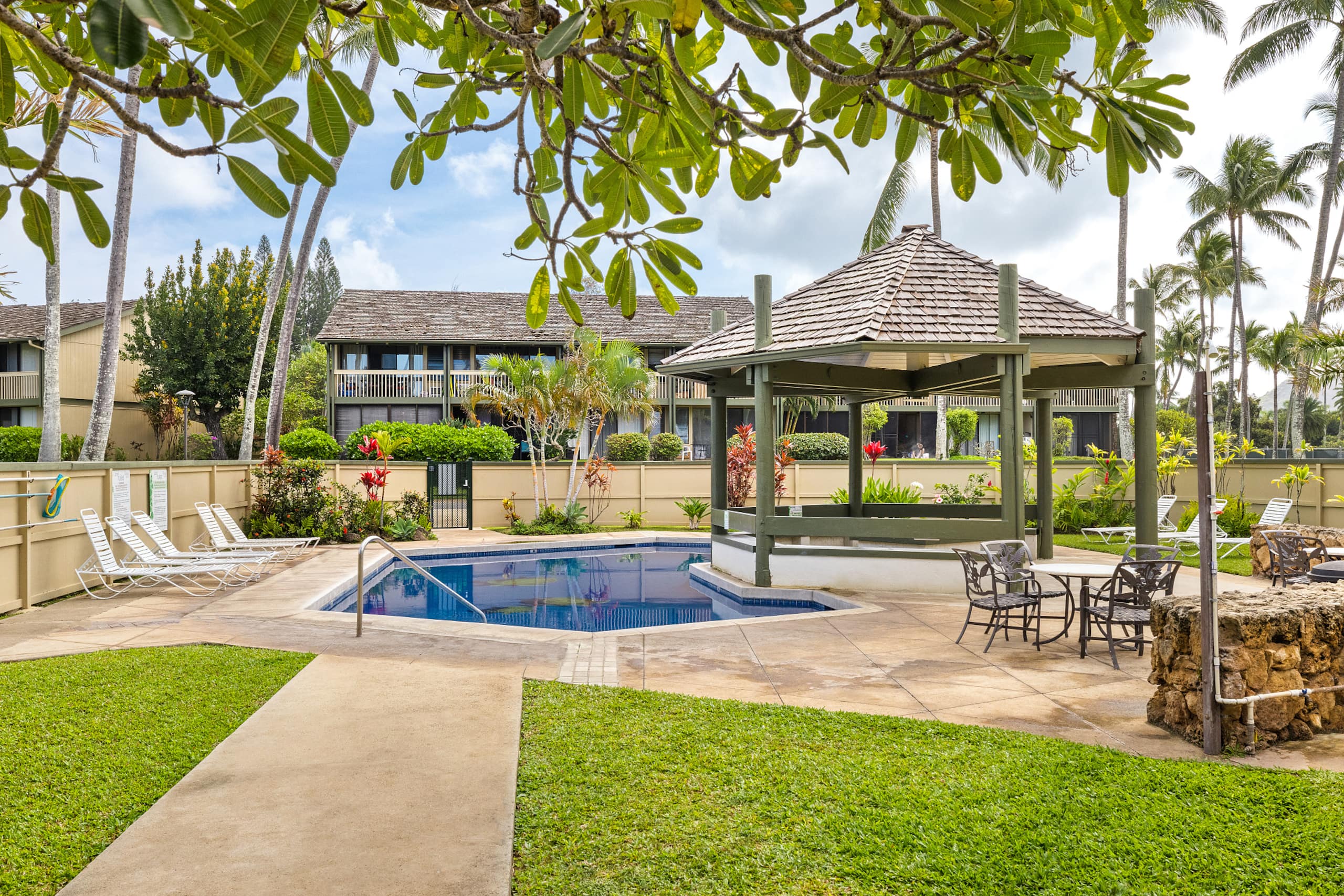Condo in Kahuku · ★4.85 · 1 bedroom · 1 bed · 2 private baths - Image 30
