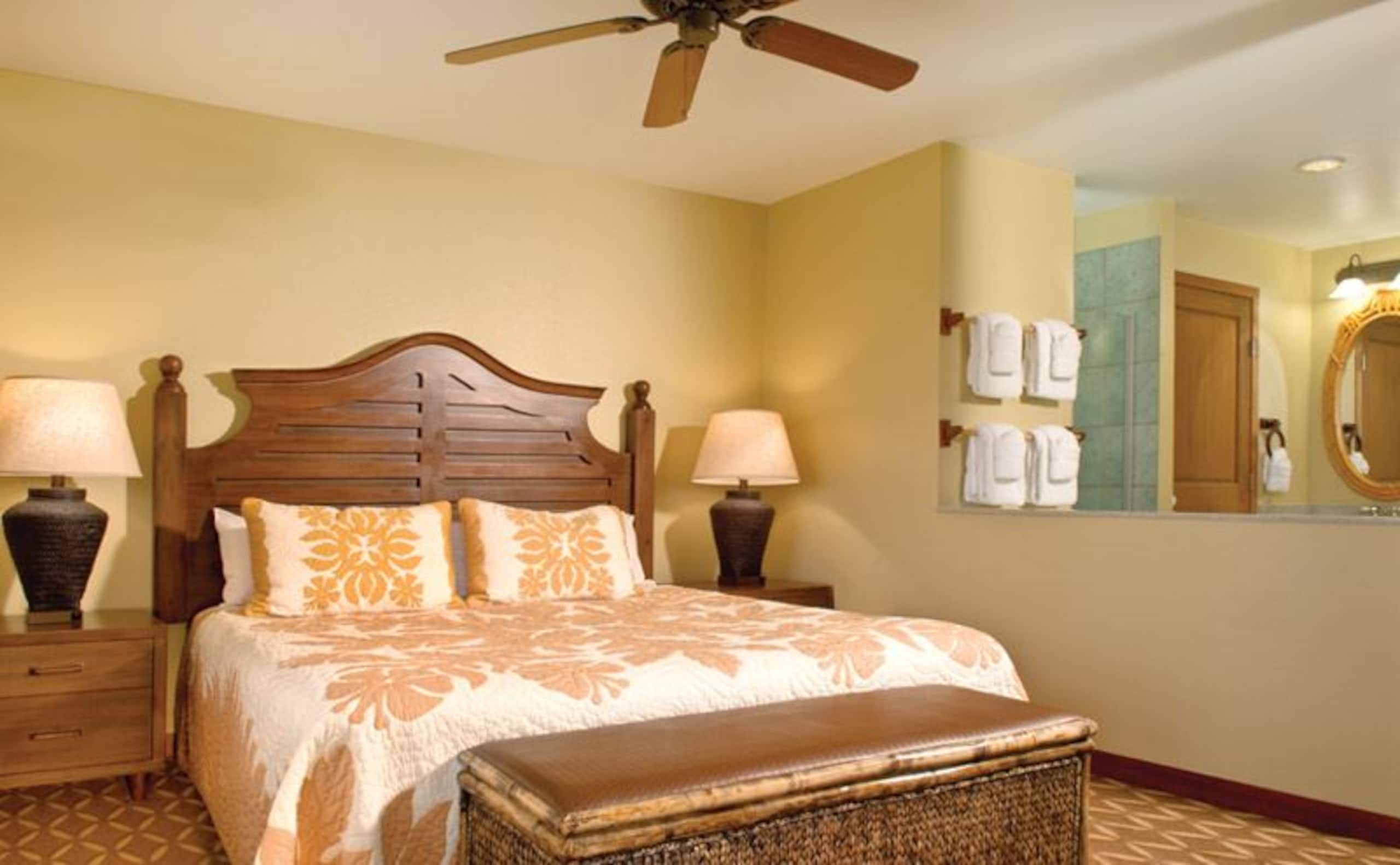 Condo in Kailua-Kona · ★5.0 · 2 bedrooms · 2 beds · 1 private bath - Image 5