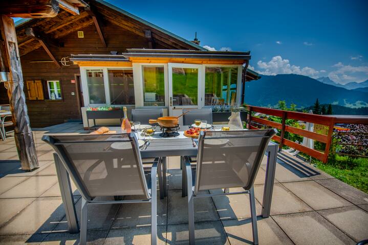 Alpine chalet with sauna and view of the Diableret gallery image 5