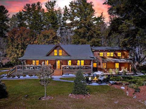 *OWLS NEST* Luxury log cabin on the Ecusta Trail