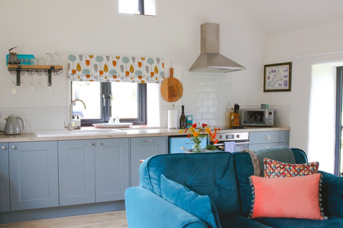 Top performing Airbnb: Badger Cottage | A little gem 3 miles from Padstow in St. Issey