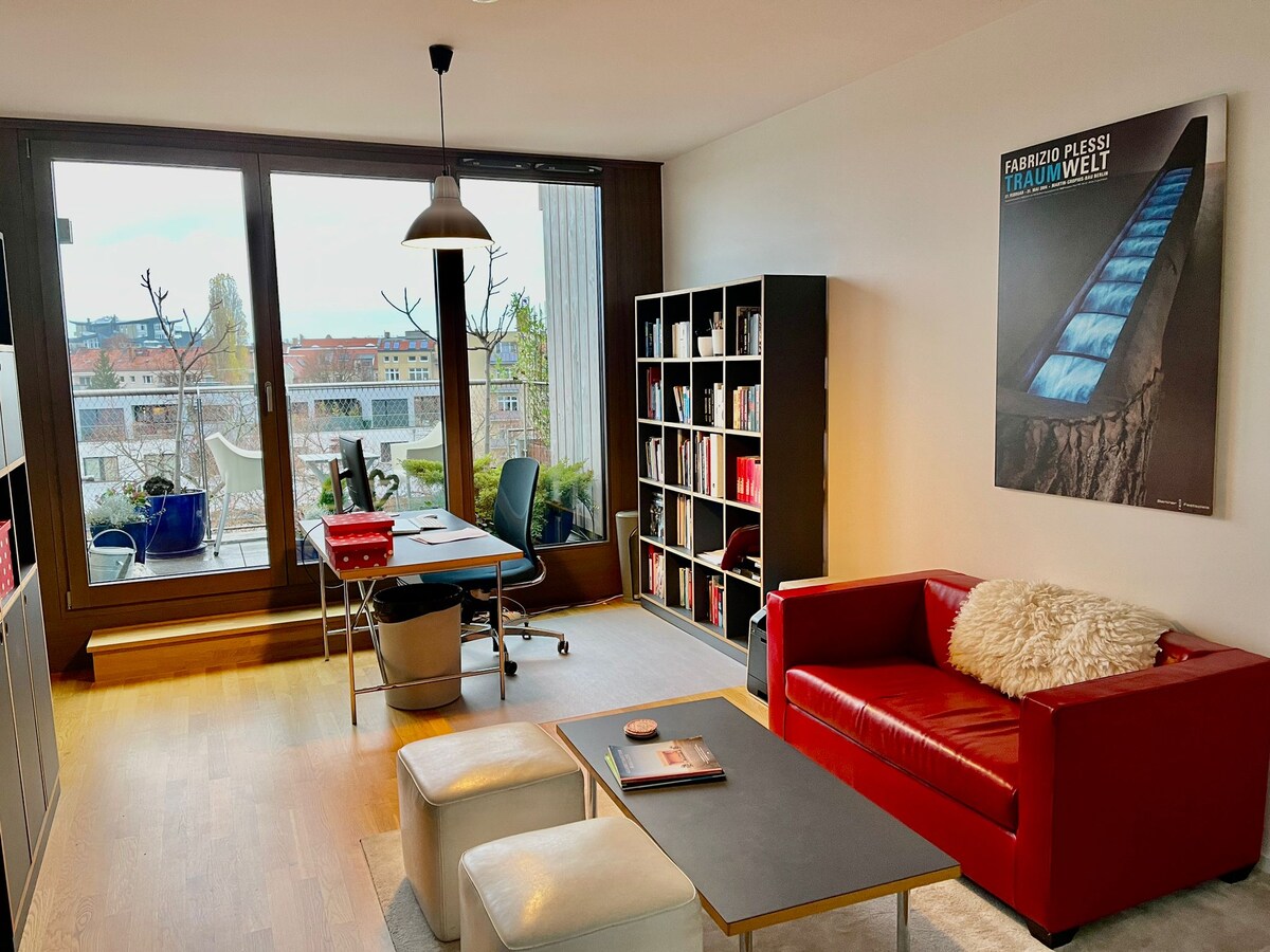 Popular Airbnb listing: Condominium with rooftop terrace + home office in Pankow