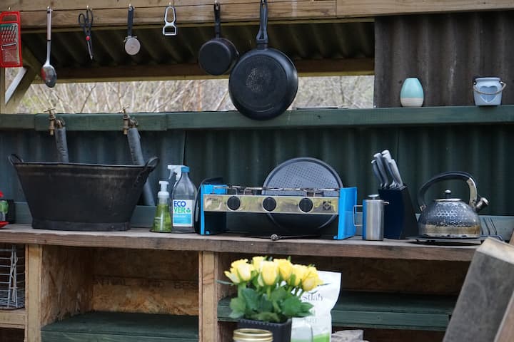 Moon Conker, Wild Glamping Tree Pod Outdoor Bath - Builth Wells