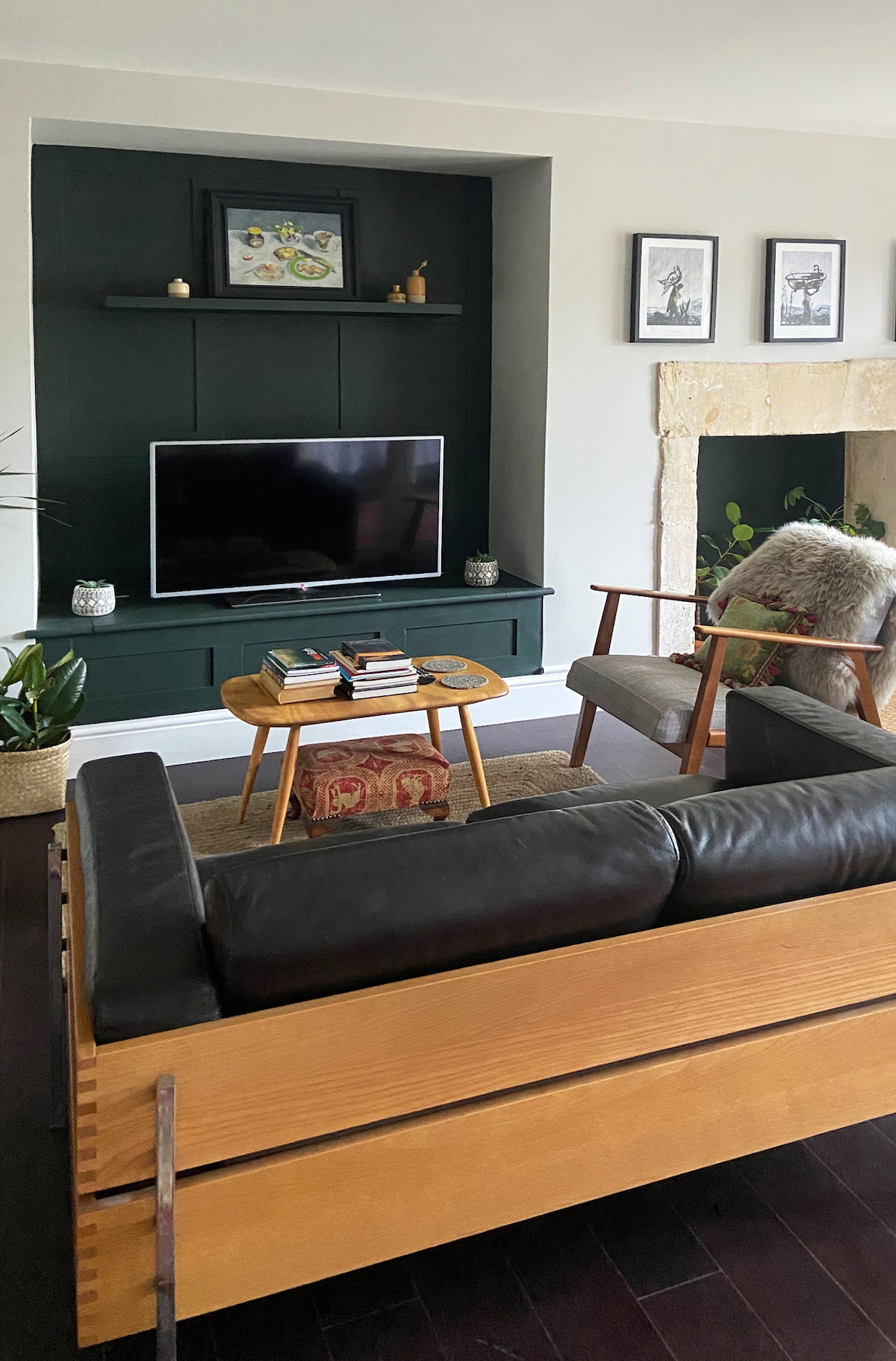 Successful Airbnb property: Central Bath Luxury Apartment with shared Garden in Charlcombe