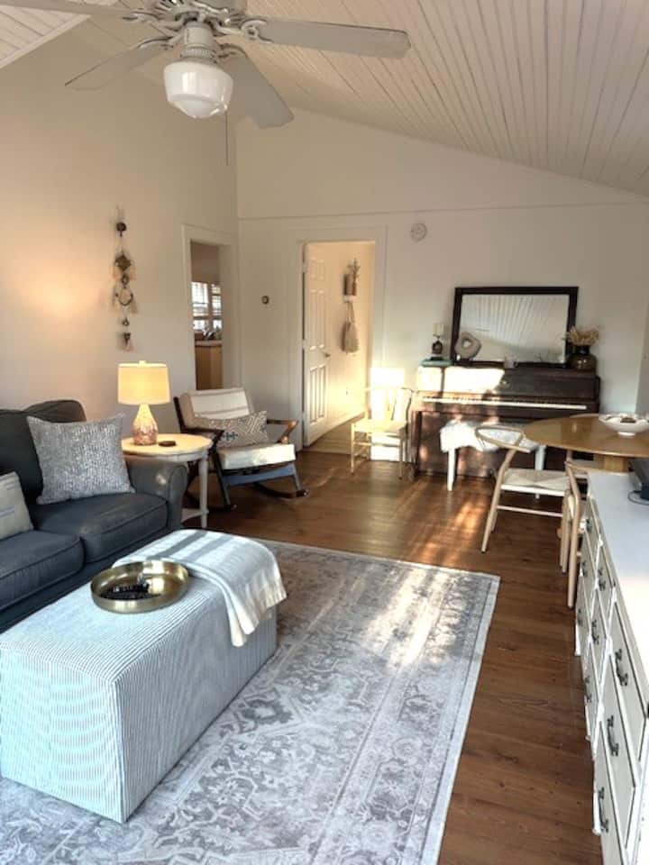 Дневна соба додека влегувате