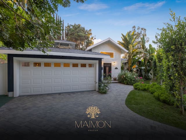 Secluded BH Villa with Golf & Ping Pong