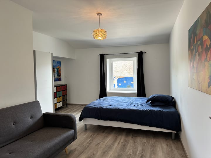 غرفة النوم 2