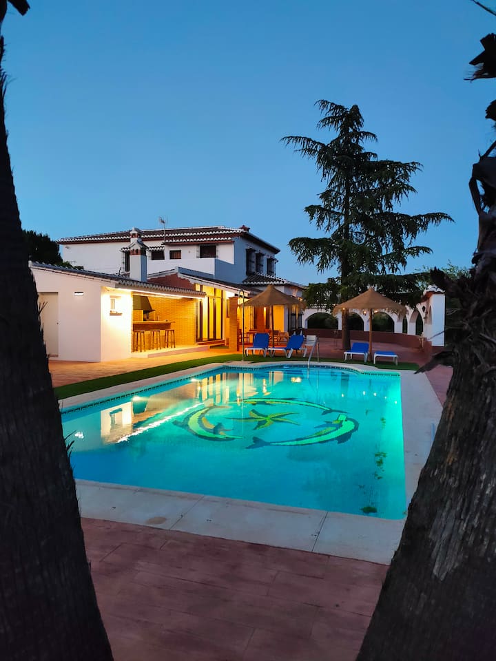 Cortijo Los Arcos Rural Getaway With Pool - Antequera