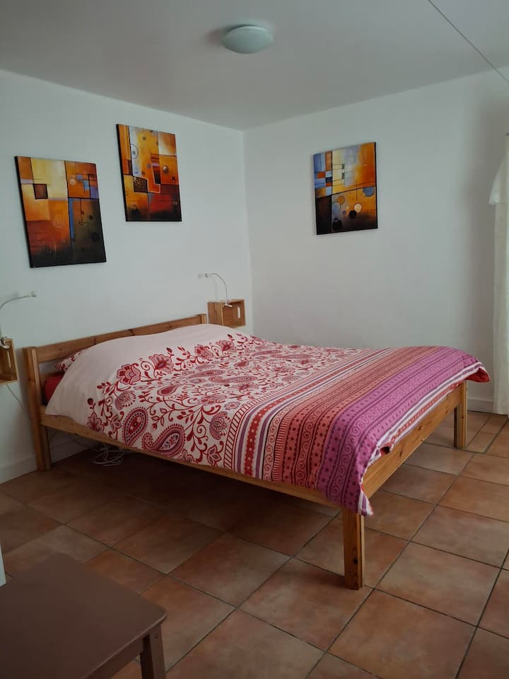 غرفة النوم 1