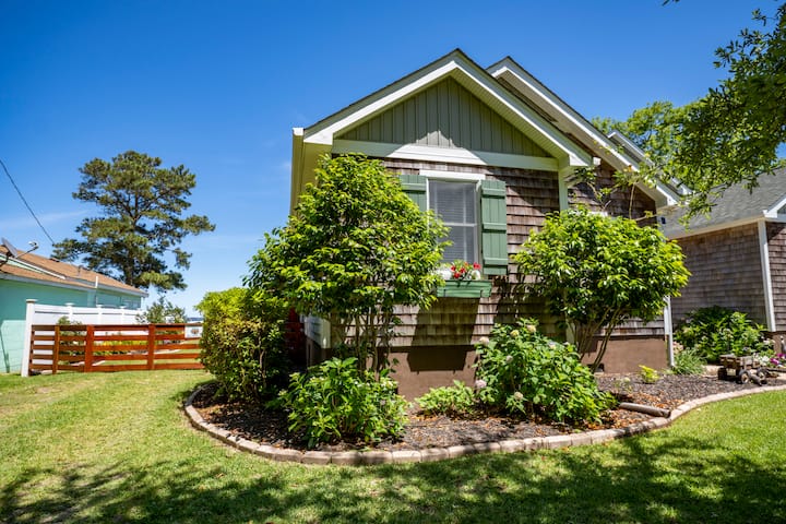Pipers Place, Soundfront Retreat W/dock - North Carolina