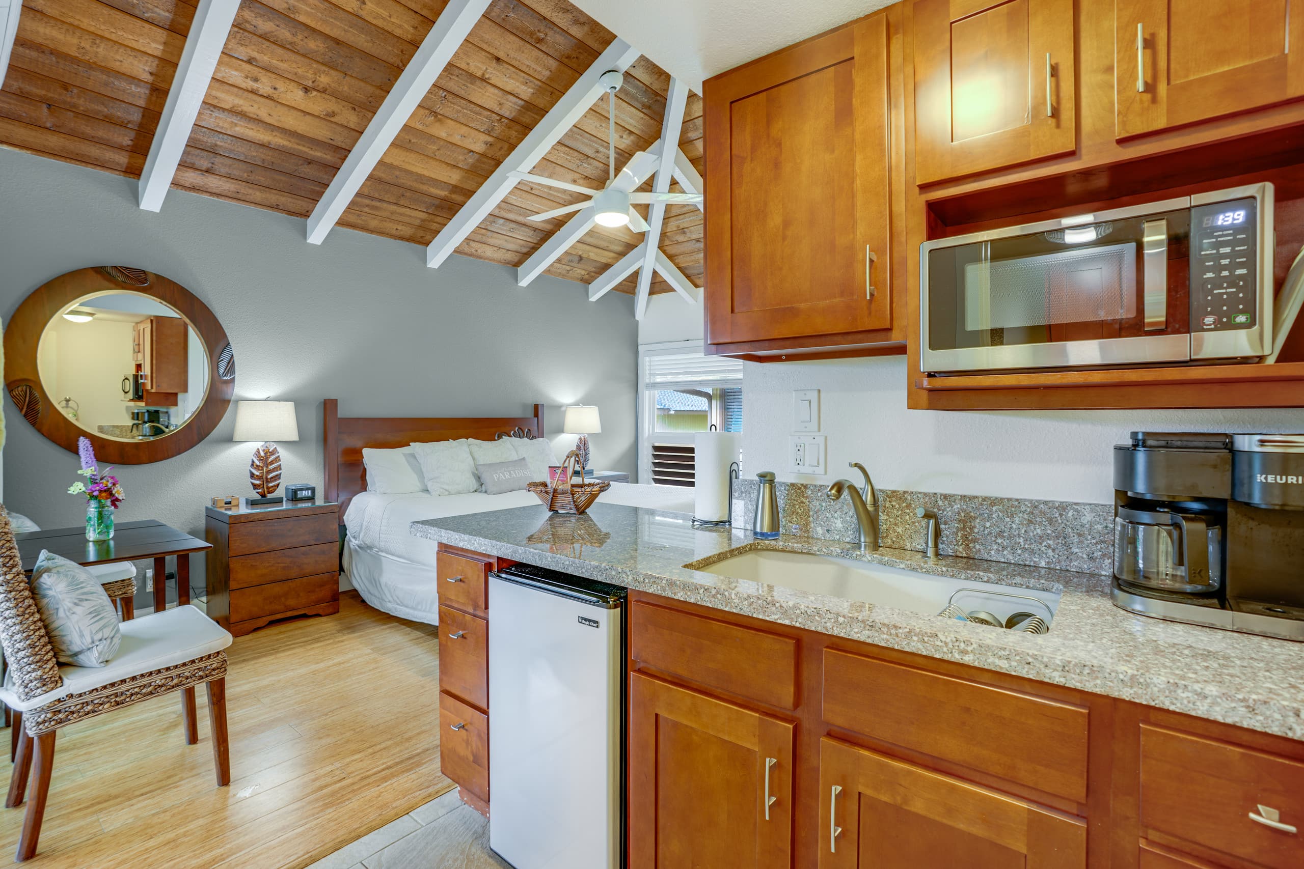 Condo in Princeville · ★4.8 · 1 bedroom · 1 bed · 1 bath - Image 2