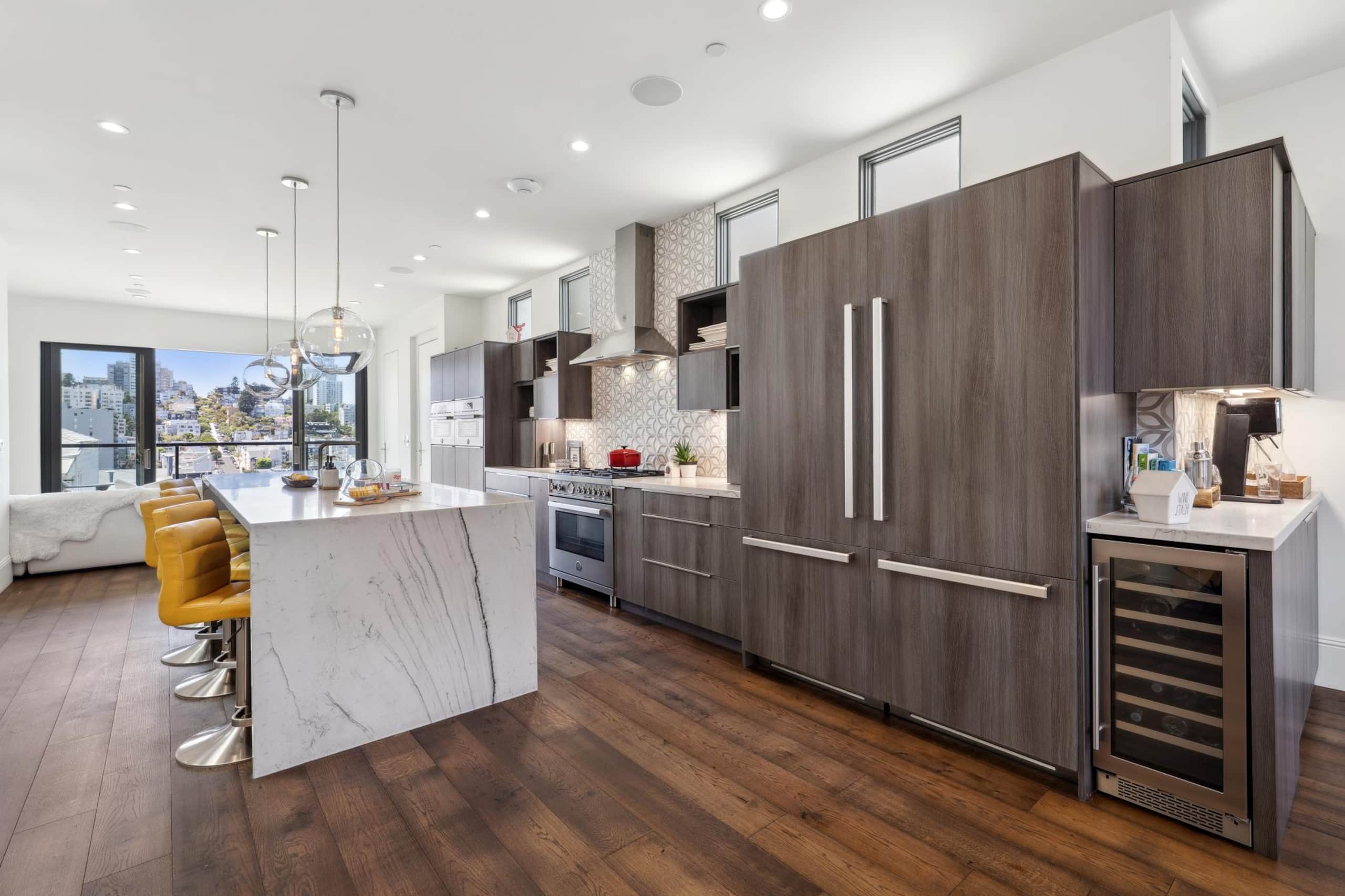 Home in San Francisco · ★4.95 · 2 bedrooms · 2 beds · 3.5 baths - Image 30