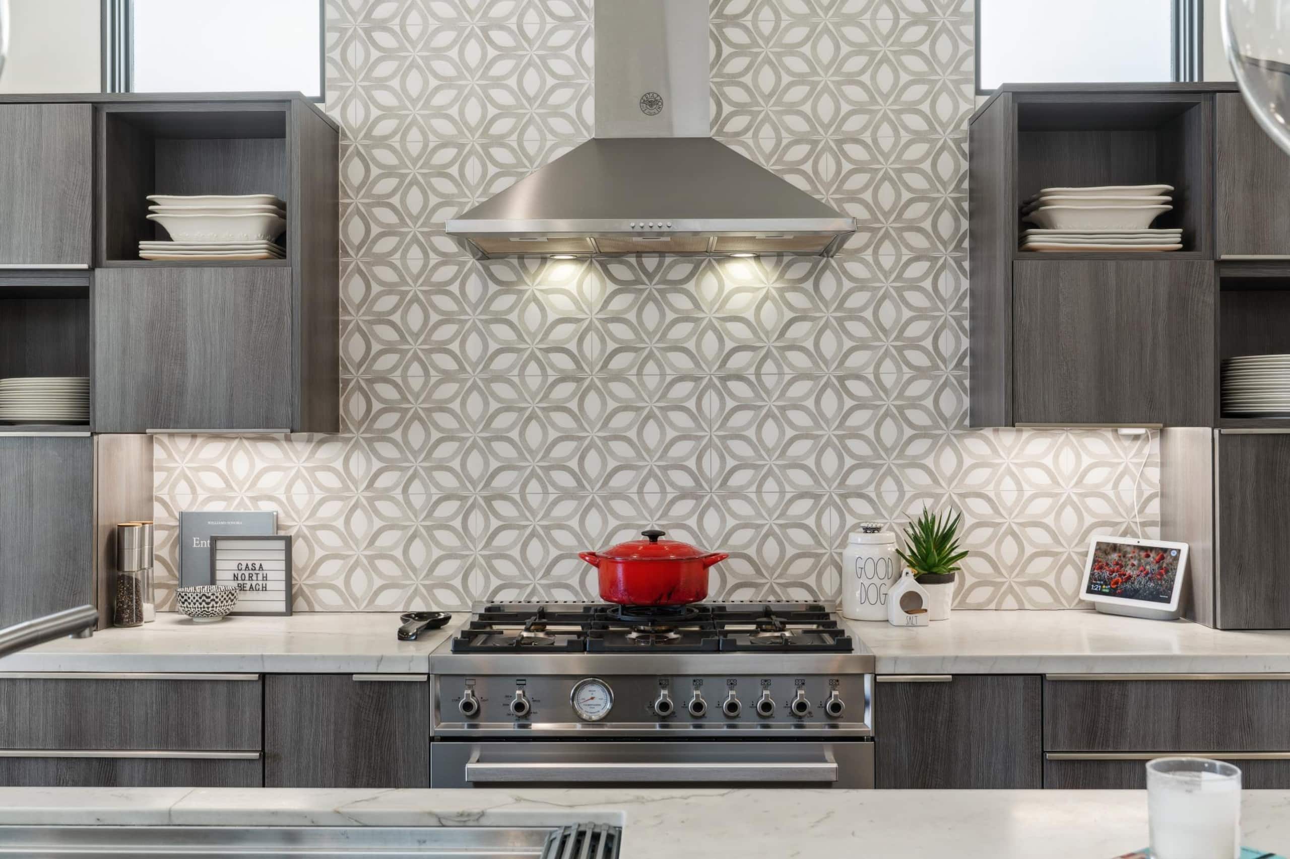 Home in San Francisco · ★4.95 · 2 bedrooms · 2 beds · 3.5 baths - Image 27
