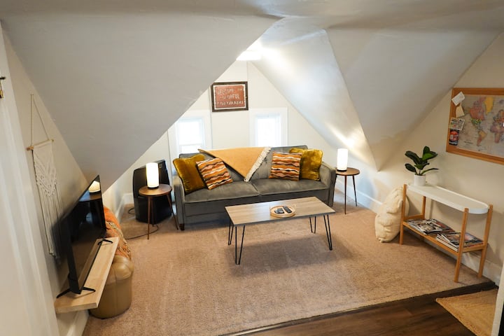 Cozy Suite, Centrally Located - Denver, CO