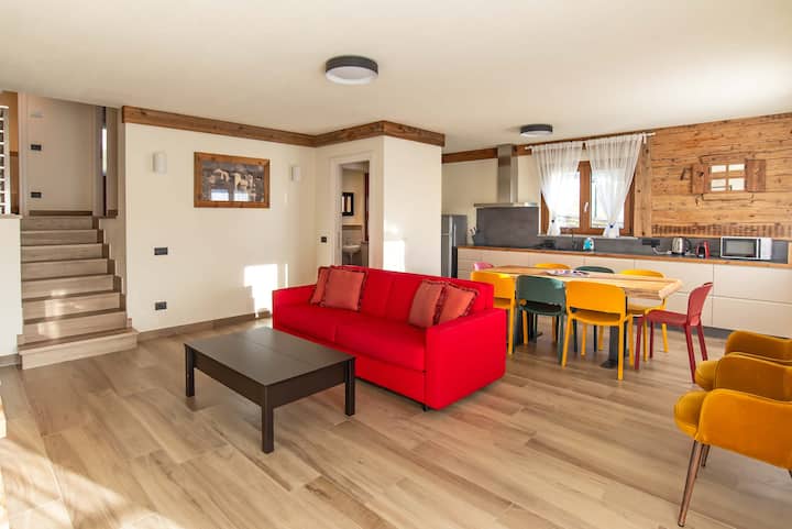 Appartamento Su Due Livelli - Dame De Challand - Champoluc