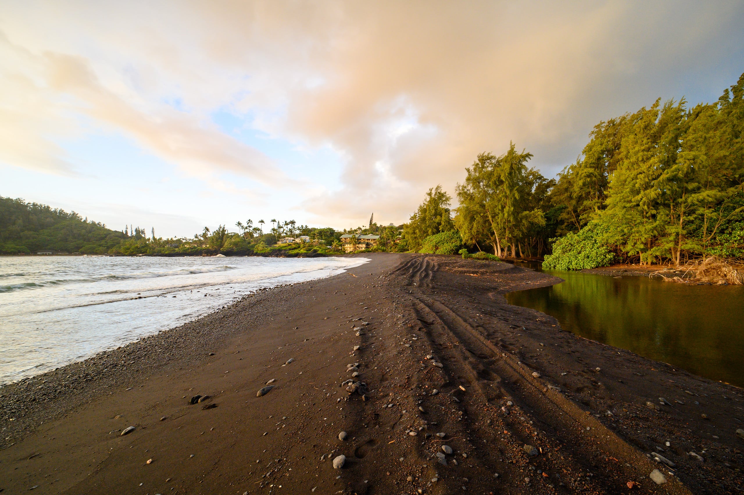 Condo in Hana · ★4.72 · 1 bedroom · 1 bed · 1 bath - Photo 32