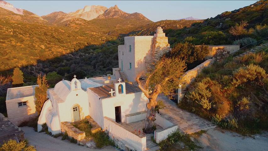 Kambones 1615 Ηistoric Venetian home gallery image 2