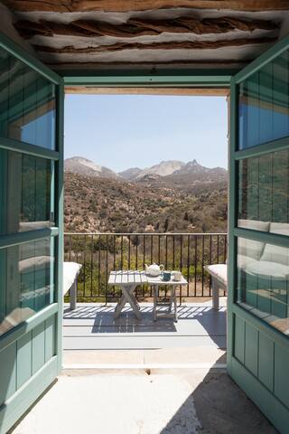 Kambones 1615 Ηistoric Venetian home gallery image 4