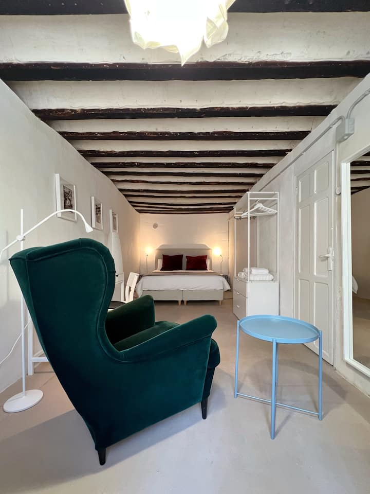 غرفة النوم 1