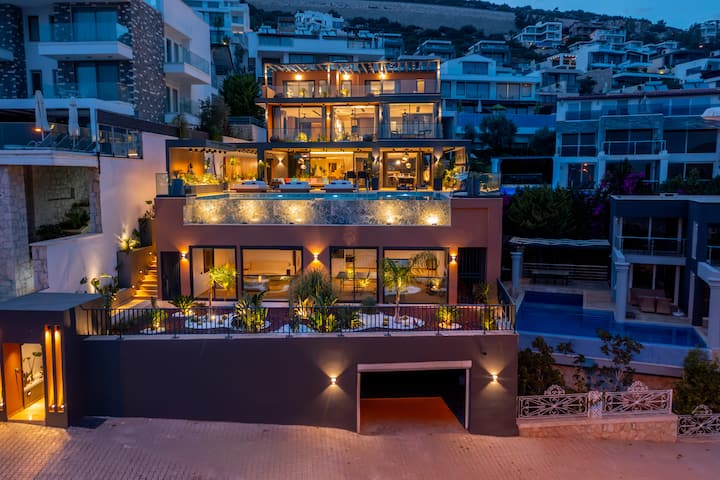 6 Odalı Lüks Villa | Deniz Manzarası, Hamam, Sauna - Kalkan