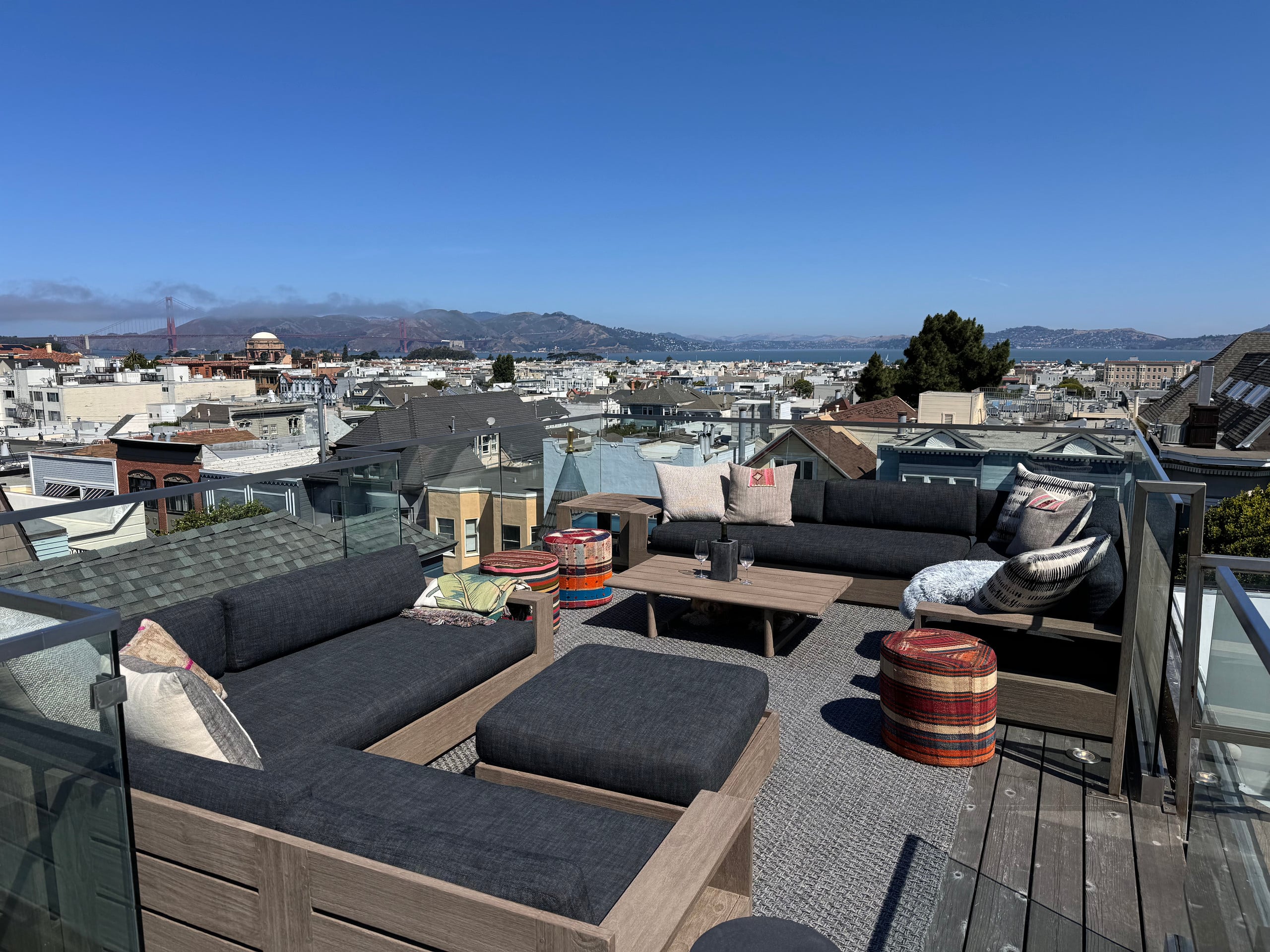 Home in San Francisco · ★5.0 · 4 bedrooms · 5 beds · 4 baths - Image 21