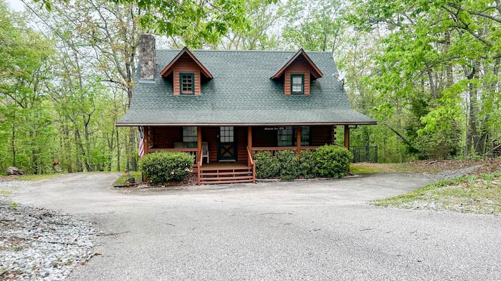 Spend Labor Day At Shepherd's Den! - Pine Mountain, GA