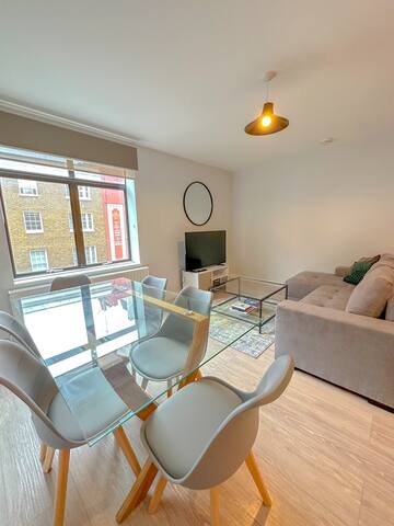 Modern 3bed 2 bathrooms, Moments from Baker Street gallery image 3