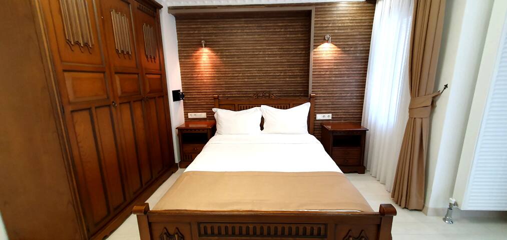 Central Taksim Cihangir 3BR: Deluxe, Sleeps 6 gallery image 3