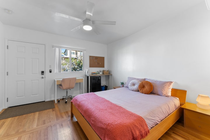 Peaceful Room With Backyard & Pool Access - San Diego, CA