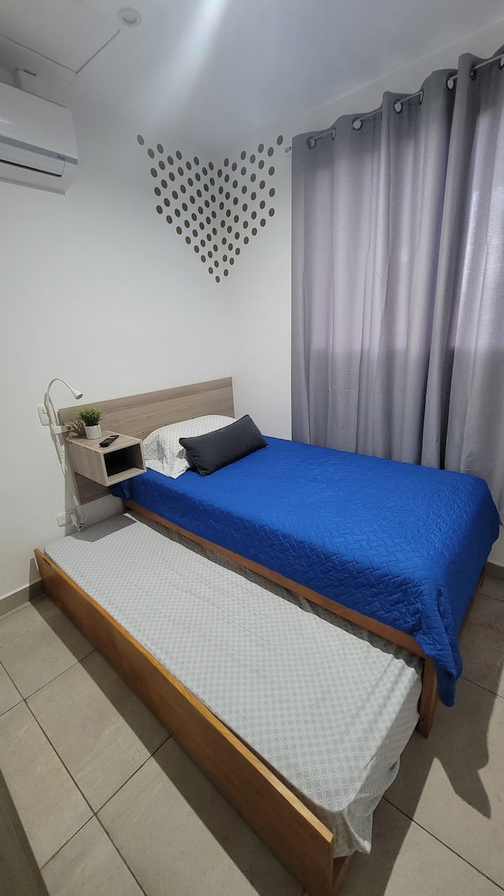 غرفة النوم 2