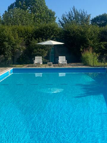 Il Patio di Villa Carlotta Mozzo con piscinaestiva