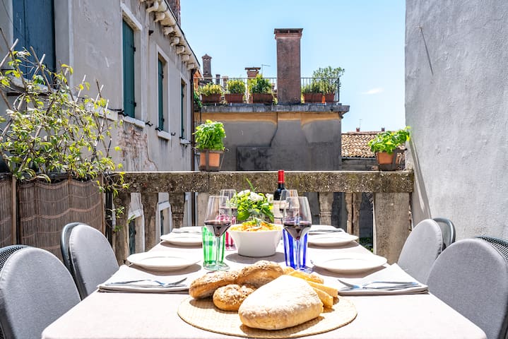 Ca’ Dell’Artista Terrace