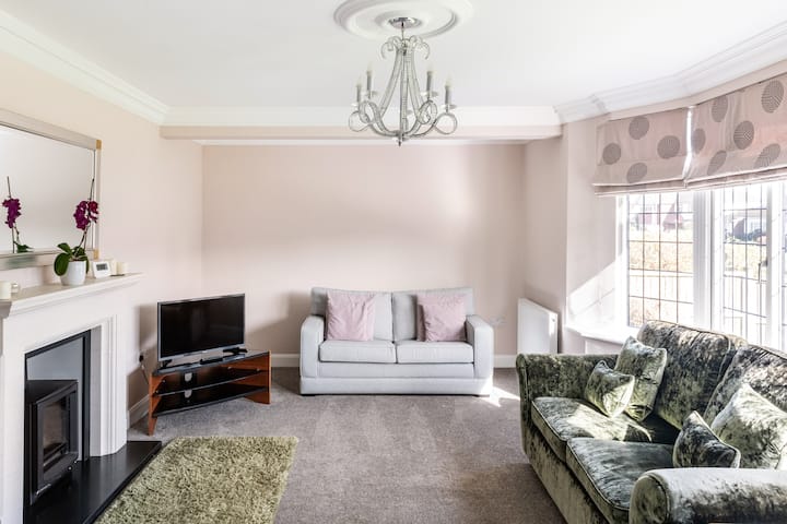 Seaside Home In Rustington - Arundel