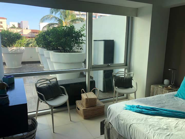 pamje nga tarraca nga dhoma kryesore e gjumit