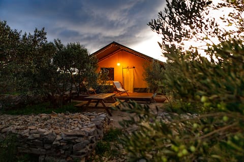 Adriatic Heritage Glamping No.1 with Jacuzzi