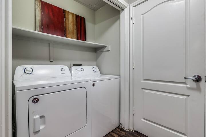 DiSCOUNT Beautiful Apartment, Amazing Location gallery image 3