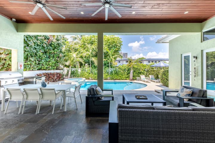 Pack Your Bags For The Atlantic Beach House Where You Can Have It All ! - Fort Lauderdale, FL