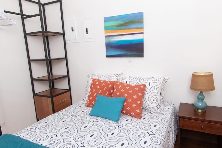 غرفة النوم 2