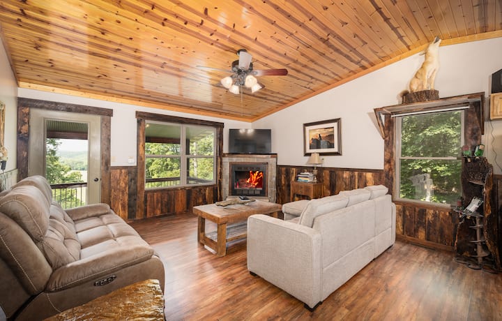 River Cabin W Hot Tub, Private Access And Floating - Missouri