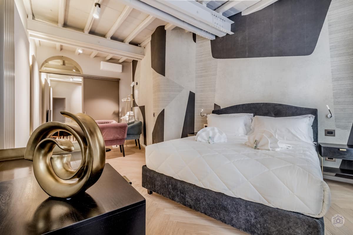 Luxury design loft on Via del Babuino, 30 seconds from Piazza di Spagna and the Spanish Steps, Rome