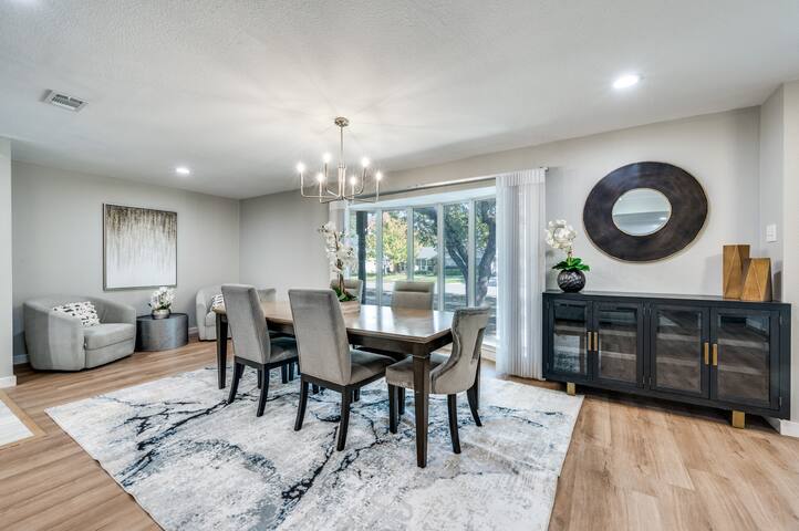 Posh Sparkman Estates Contemporary Ranch