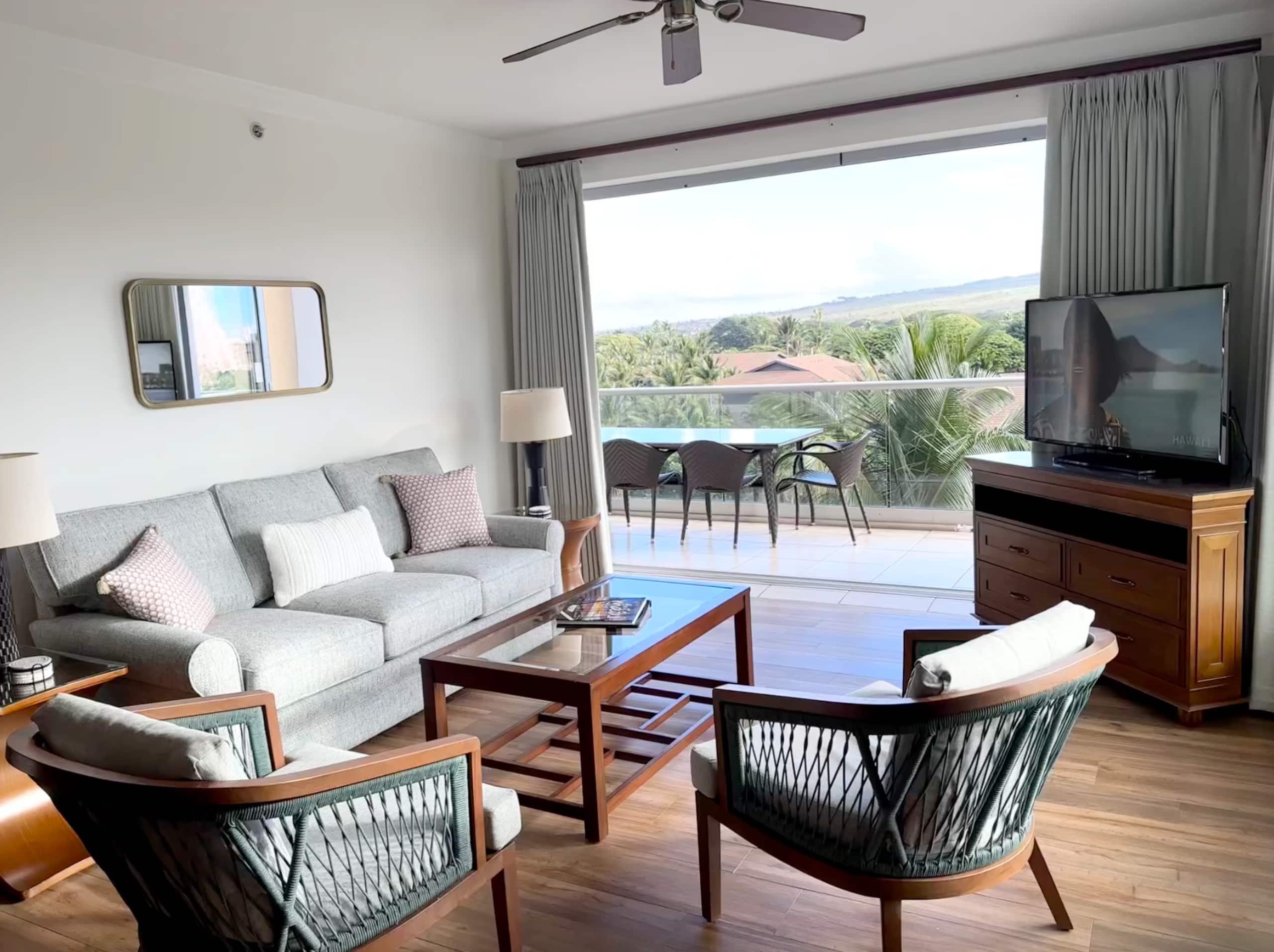 Condo in Lahaina · ★5.0 · 2 bedrooms · 3 beds · 2 baths - Image 3