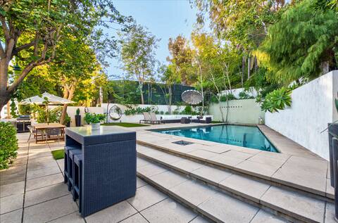 The Hills Villa-Pool,Sauna,Tennis Court,5*Location